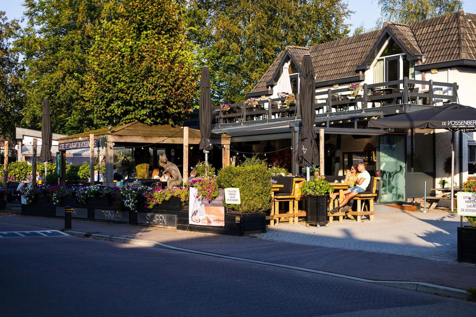וירהאוטן Hotel Restaurant 'De Vossenberg' מראה חיצוני תמונה