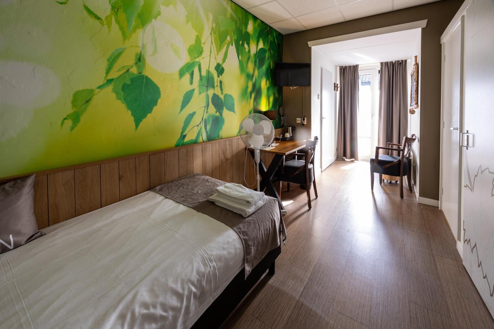 וירהאוטן Hotel Restaurant 'De Vossenberg' מראה חיצוני תמונה