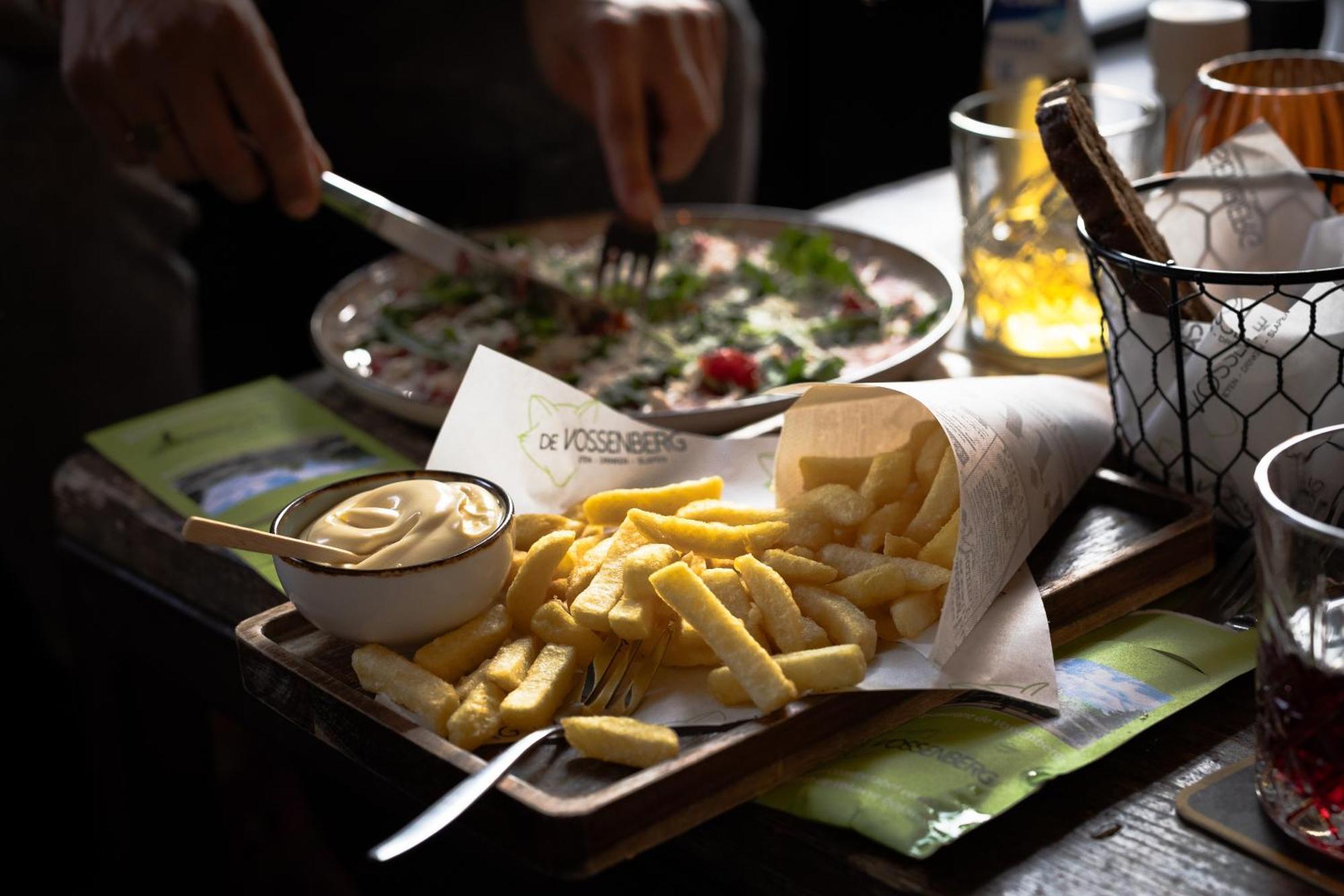 וירהאוטן Hotel Restaurant 'De Vossenberg' מראה חיצוני תמונה